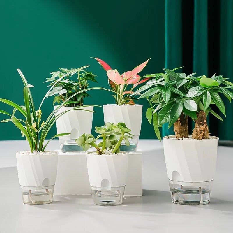 Zelfbewaterende kunststof bloempot