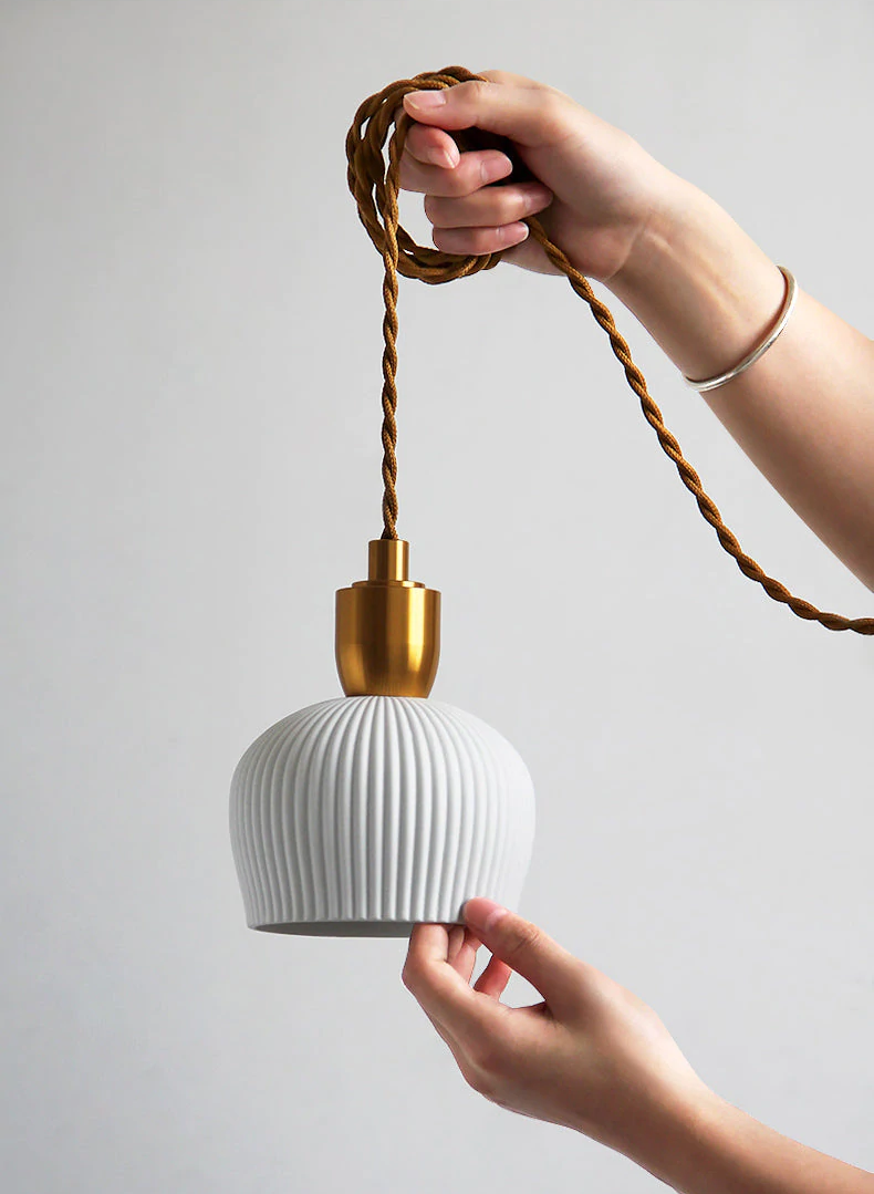 Geplooide keramische hanglamp