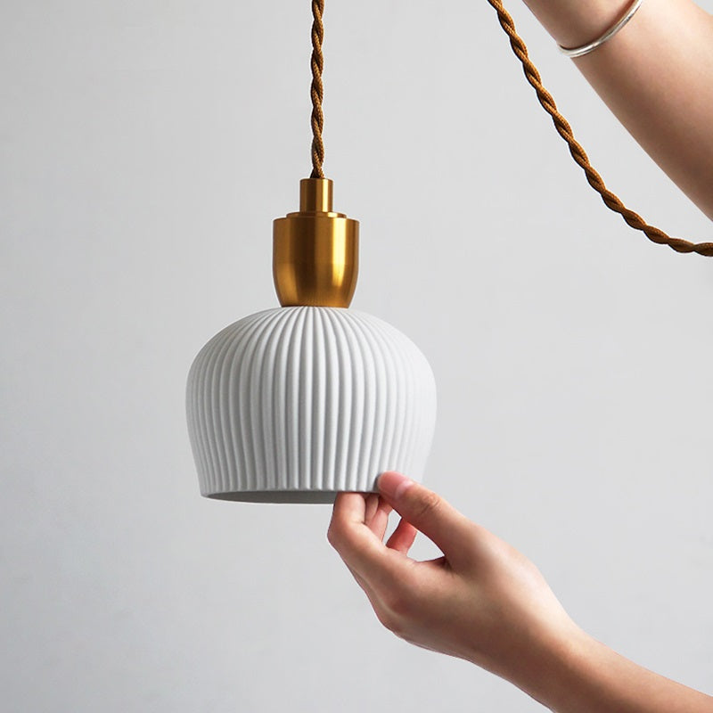 Geplooide keramische hanglamp