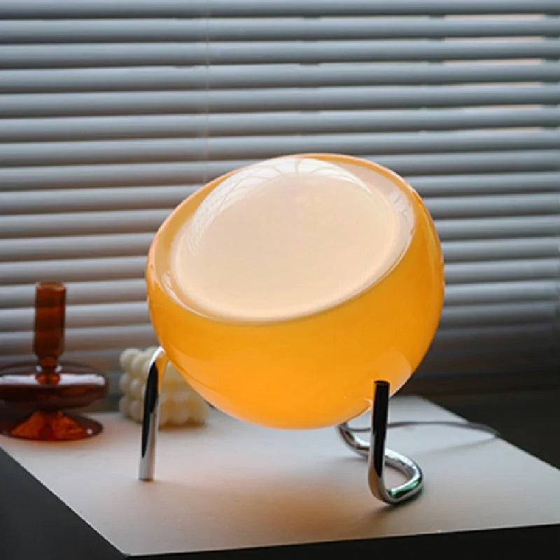 Retro glazen tafellamp met metalen voet