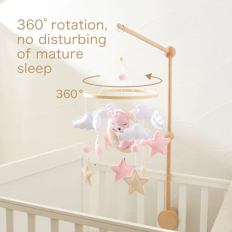 Houten Baby Mobiel Met Vilten Beren