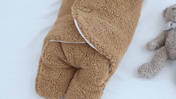 Ademende katoenen baby inbakerdoek met klittenband