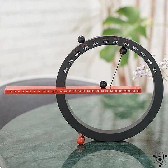 Stille magnetische eeuwige kalender