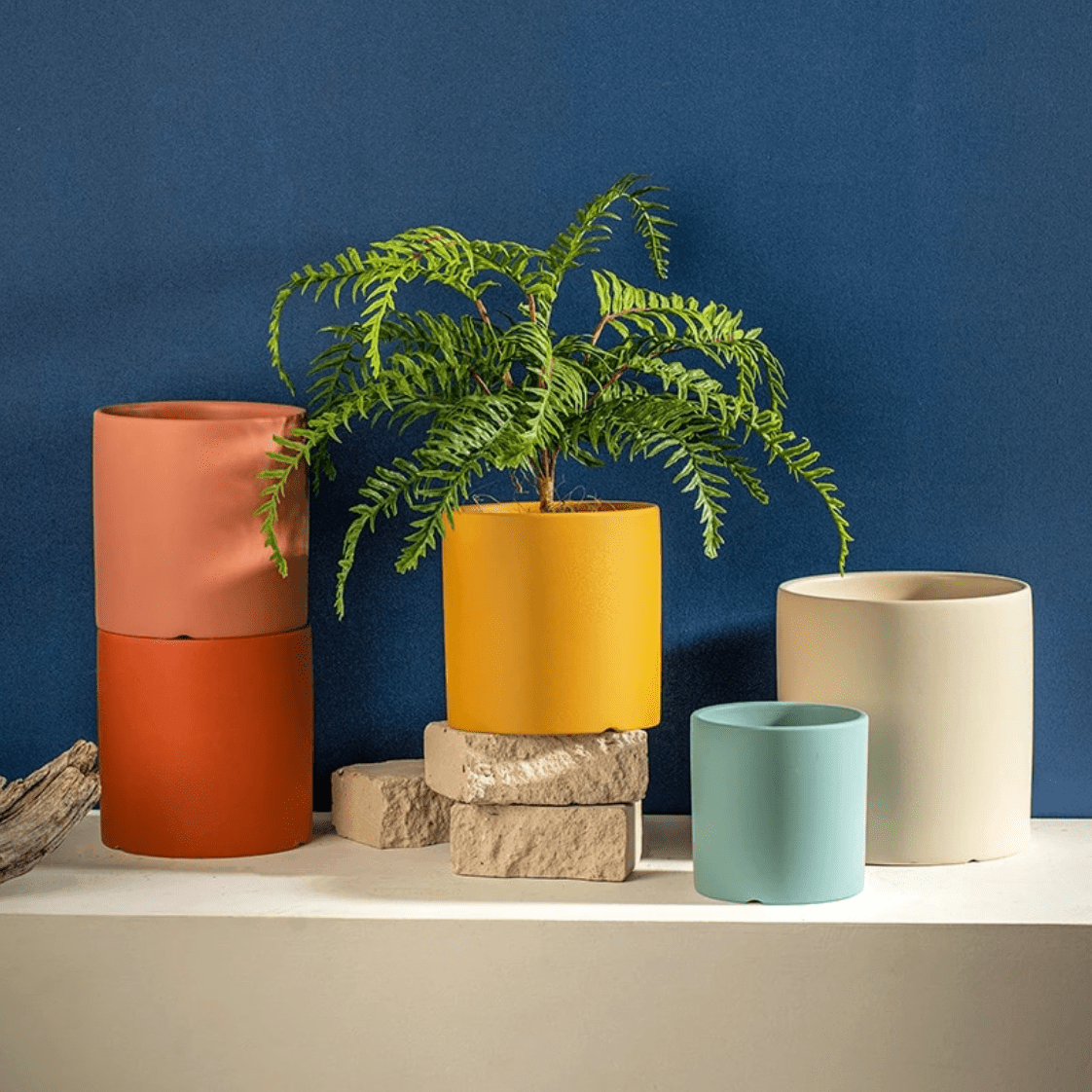 Elegante keramische bloempot met schotel