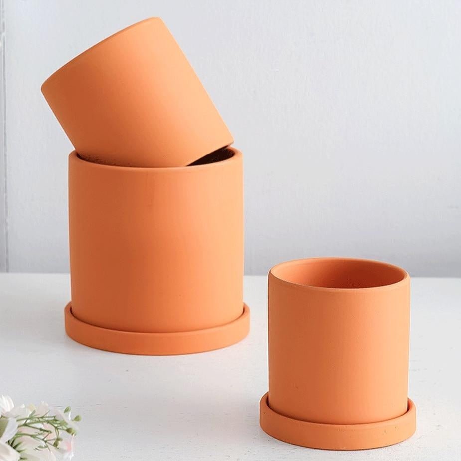Elegante keramische bloempot met schotel