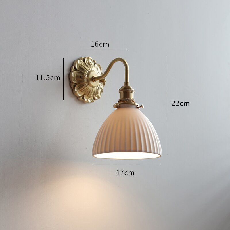 Vintage Koperen Wandlamp Met Matglazen Kap