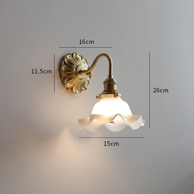 Vintage Koperen Wandlamp Met Matglazen Kap