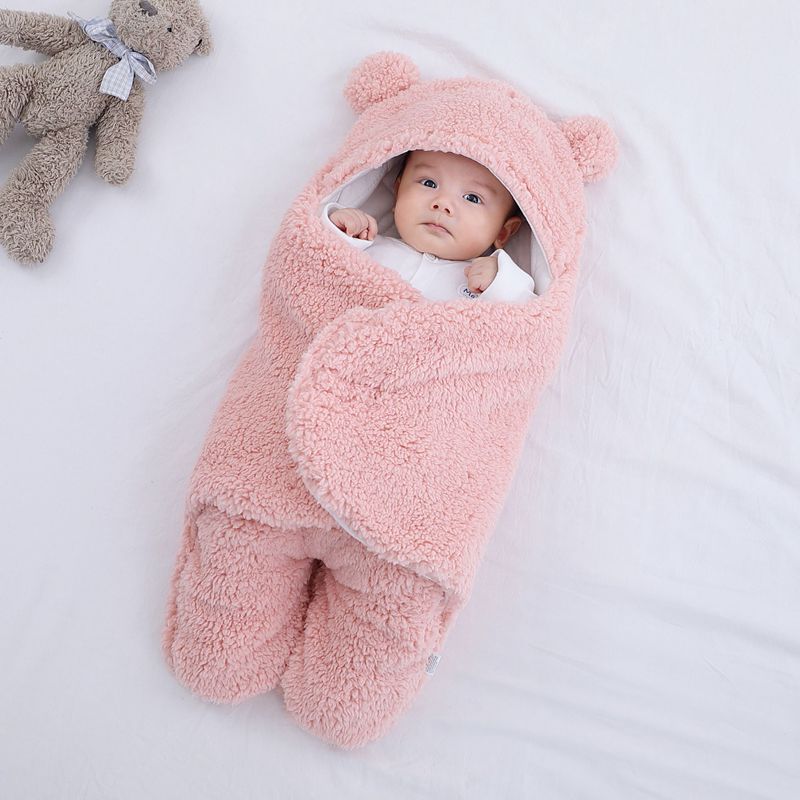 Ademende katoenen baby inbakerdoek met klittenband