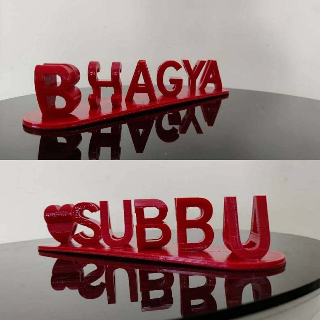 Gepersonaliseerde 3D-Geprinte Dubbele Naamplaat